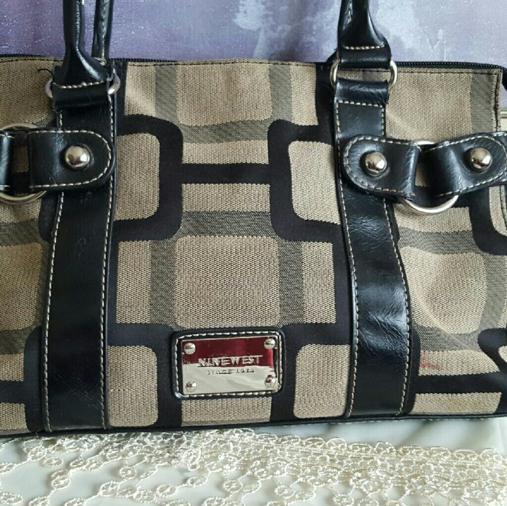 Nine west shoulder bag🌺